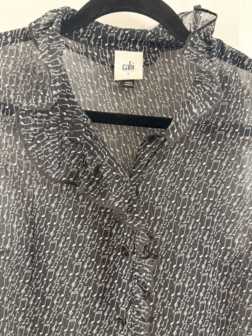 CAbi Black Music Academia Printed Sleeveless Ruffle Collar Blouse (s) - Picture 4 of 7